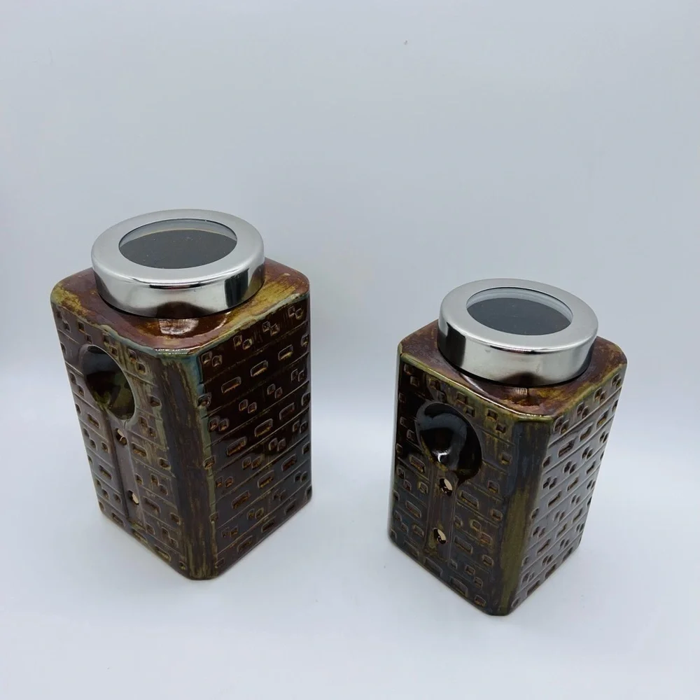 PIER 1 SET OF TWO BROWN GLAZED STONEWARE CANISTERS